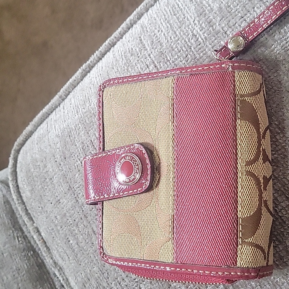 Nice coach wallet.